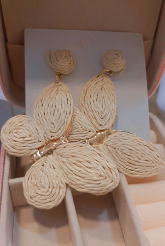 گوشواره حصیری